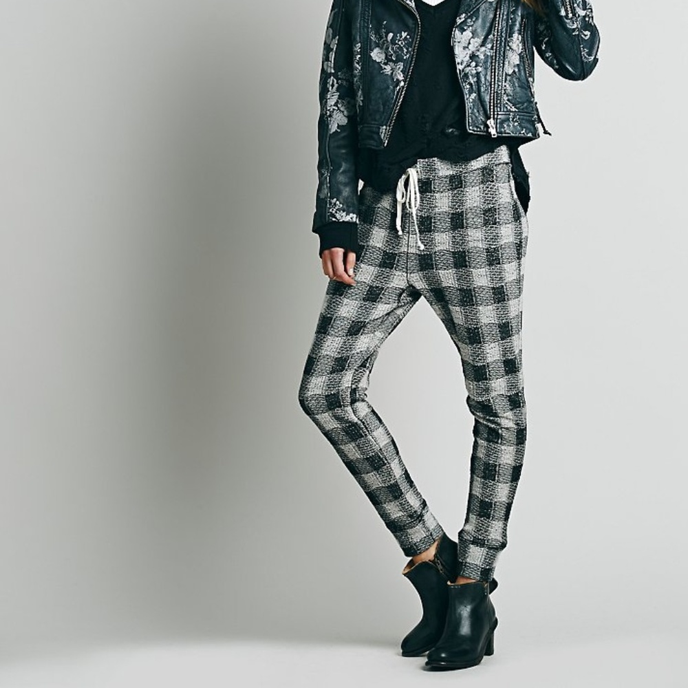 Intimately FP Women's Black Checkered Jogger Sz M